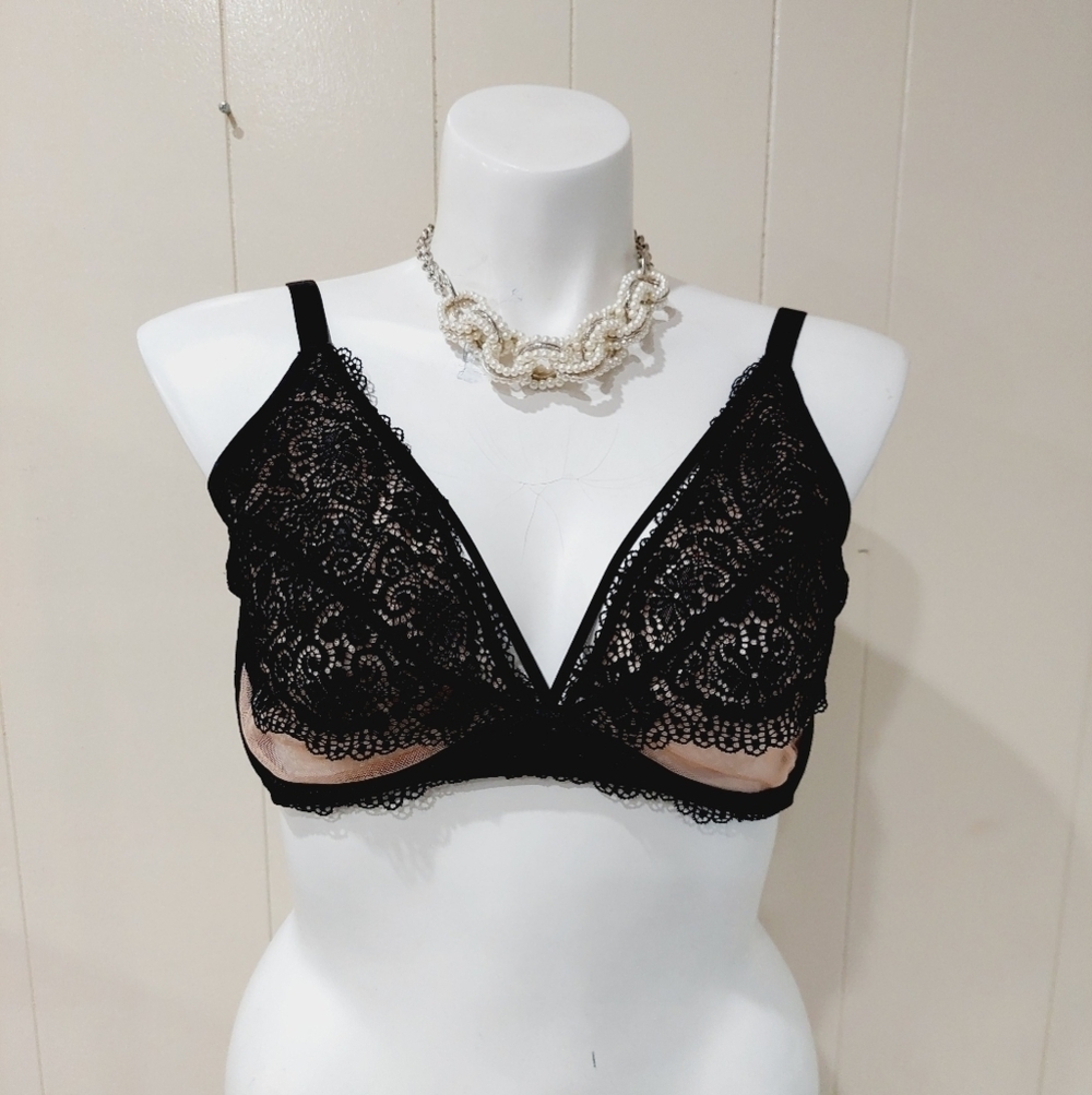Size 42 DDD Black Lace Nude Lined Full Figure Underwire Women’s Bra